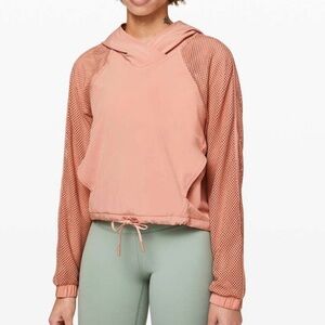 Lululemon Catch a Breeze Pullover Coat